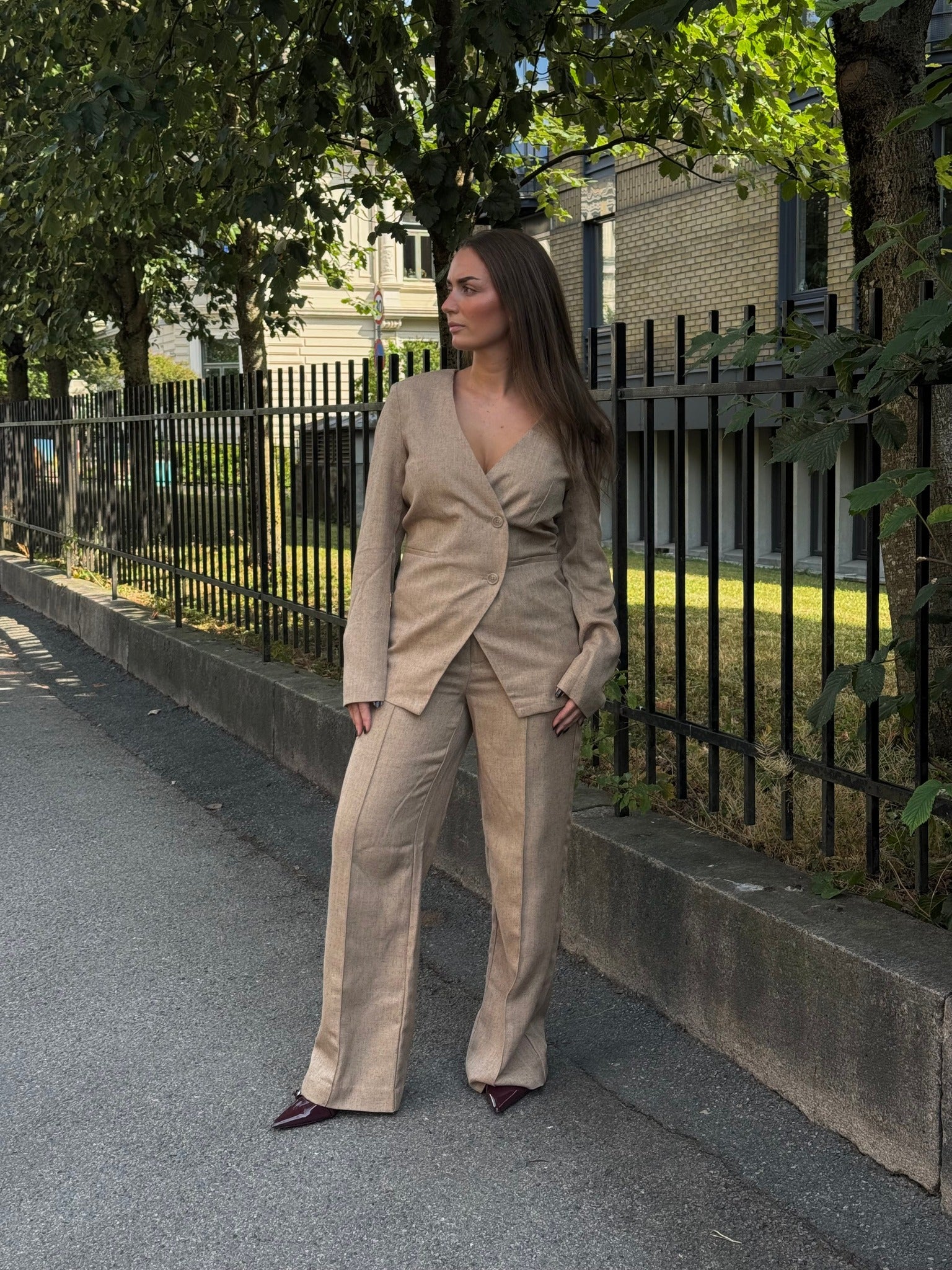 OBJBEA Tailored Trousers - Tannin